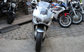 HONDA VFR800F 2017 RC79