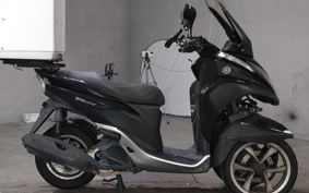 YAMAHA TRICITY 125 SE82J