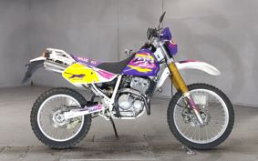 SUZUKI DR250R SJ45A
