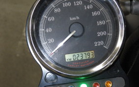HARLEY XL1200C 2004
