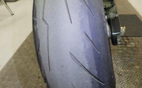YAMAHA YZF-R1 2013