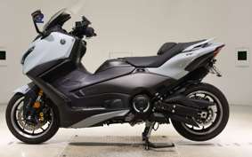 YAMAHA T-MAX 560 2025 SJ21J