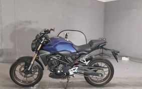 HONDA CB250R MC52