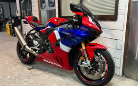 HONDA CBR1000RR-R FB SP 2022 SC82