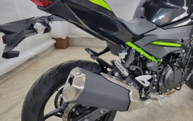 KAWASAKI Z400 2023 EX400L