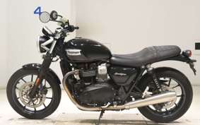 TRIUMPH STREET TWIN 2016