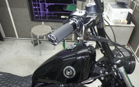 HARLEY XL883N 2013