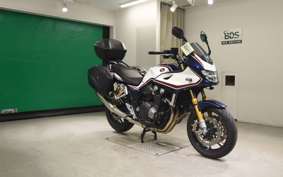 HONDA CB1300SB SUPER BOLDOR SP 2023 SC54