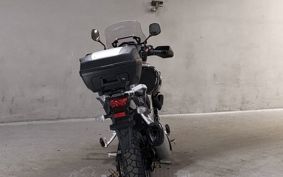 SUZUKI DL1000 ( V-Strom 1000 ) 2015 VU51A