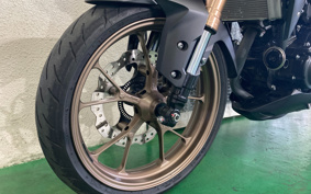 HONDA CB250R MC52