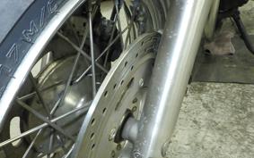 TRIUMPH THUNDERBIRD 900 2004