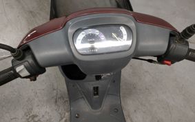 YAMAHA JOG POCHE SA08J