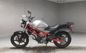 HONDA VTR 250 MC33