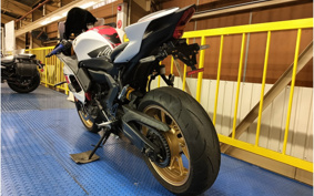 YAMAHA YZF-R7 2022 RM39J