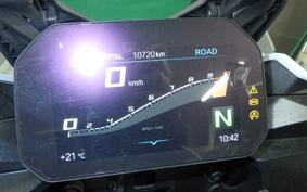 BMW F900XR 2021