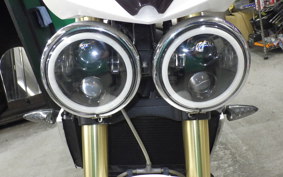 TRIUMPH SPEED TRIPLE 2006