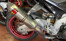 APRILIA RSV4 RF 2018 ZD4KE