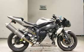YAMAHA YZF-R1