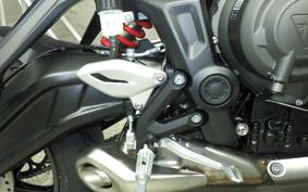 TRIUMPH TRIDENT 660 2026