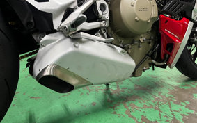 DUCATI STREET FIGHTER V4S 2021 1F00