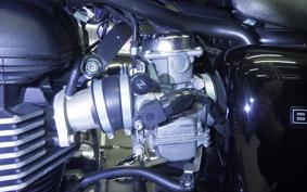 TRIUMPH BONNEVILLE T100 2016