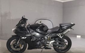 YAMAHA YZF-R1 2004 RN09