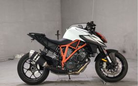 KTM 1290 SUPER DUKE R 2019 V3940