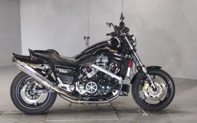YAMAHA VMAX 2WEE