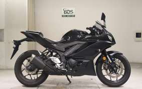 YAMAHA YZF-R25 A 2004 RG43J