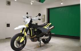 HUSQVARNA 701SM 2025