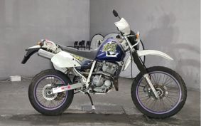 SUZUKI DJEBEL250XC SJ45A