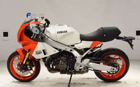 YAMAHA XSR900 GP 2024