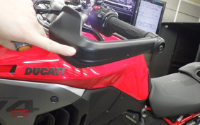 DUCATI MULTISTRADA V4S 2025