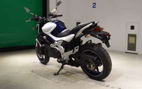 SUZUKI ｸﾞﾗﾃﾞｨｳｽ400 2010 VK58A