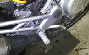 HONDA VTR 250 2025 MC33