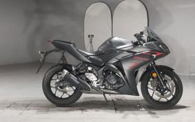 YAMAHA YZF-R25 RG10J