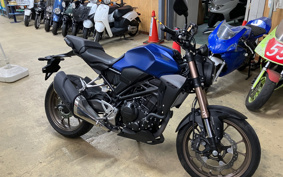 HONDA CB250R MC52