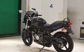 HONDA VTR 250 2015 MC33