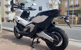 HONDA X-ADV 750 2025 RH21