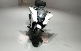 HONDA NM4 VULTUS -02 RC82