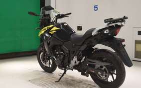 SUZUKI Vｽﾄﾛｰﾑ250 2025