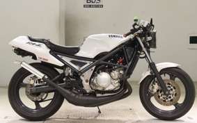 YAMAHA R1-Z 3XC