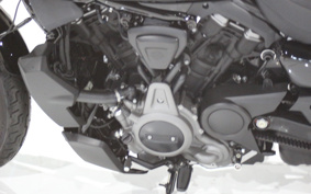 HARLEY RH975S NIGHT STAR 2023 ZF1