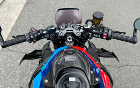 BMW M1000R 2023 0E81