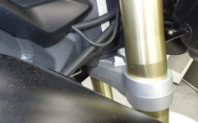 TRIUMPH STREET TRIPLE 85 2016