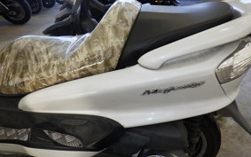 YAMAHA MAJESTY 250 C SG03J
