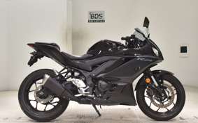 YAMAHA YZF-R25 A 2004 RG74J