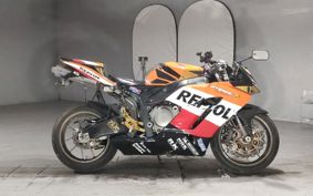 HONDA CBR1000RR 2004 SC57