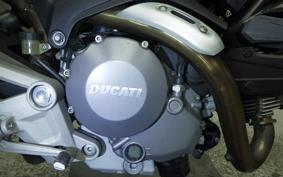 DUCATI MONSTER 696 2009