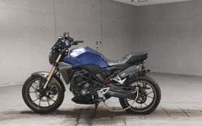 HONDA CB250R MC52